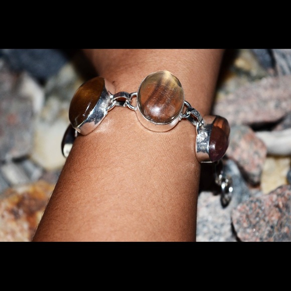 Translucent Fluorite Bracelet - Picture 10 of 14